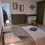 Апартаменты La Taniere *